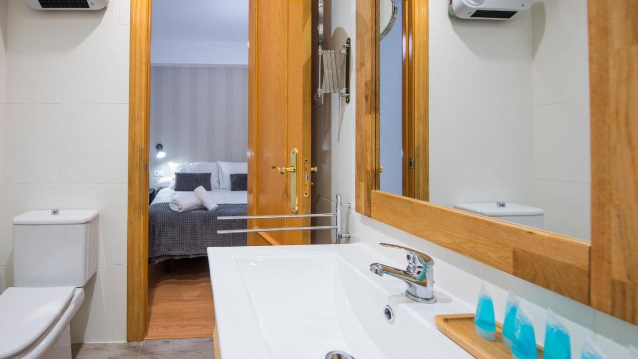 El Sueno De Carmelitas Con Parking Incluido - Apartamentos Aloha Toledo Esterno foto