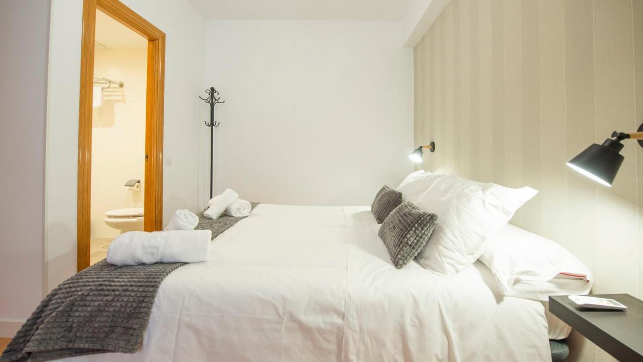El Sueno De Carmelitas Con Parking Incluido - Apartamentos Aloha Toledo Esterno foto